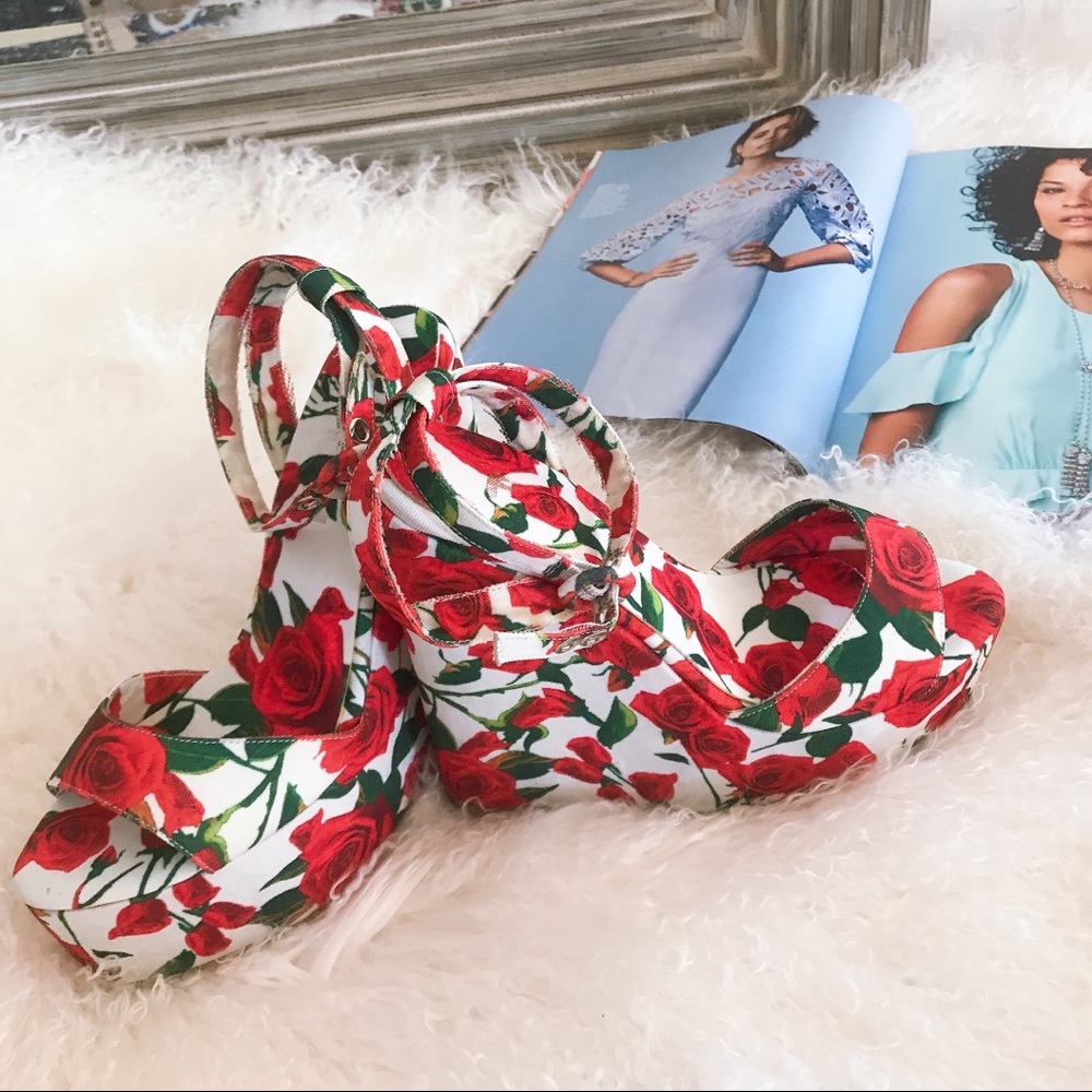 SOLD❣️Red Rose Heels Ankle Strap Platform Wedge - Picture 5 of 6